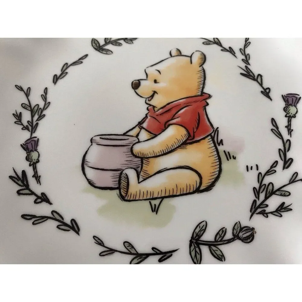 Set Of 4 Disney Winnie The Pooh Walk Along Scalloped‎ Dinner Ceramic Plates NEW